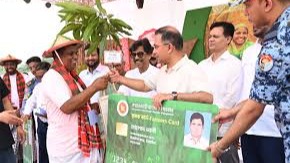 কৃষক কার্ড : মাটির মানুষের ডিজিটাল মুক্তি