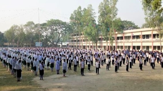 ভূঞাপুরে দায়িত্ব হস্তান্তরের সুযোগ না দিয়ে কেড়ে নেয়া হলো বিদ্যালয়ের চাবি!
