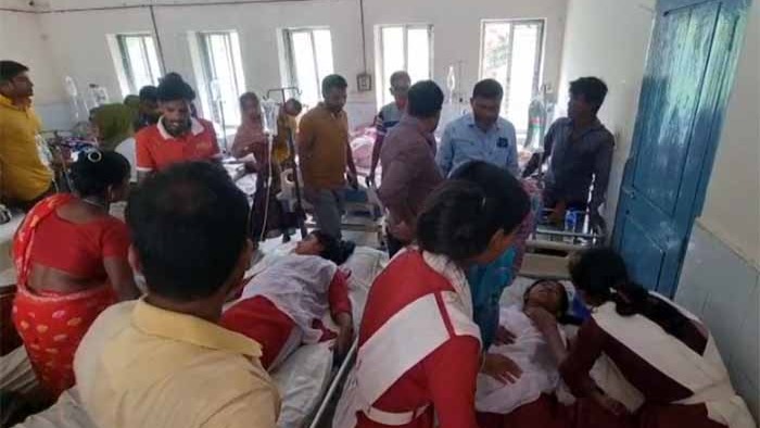 বিষাক্ত পানি পানে ৩২ শিক্ষার্থী অসুস্থ