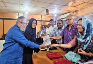 টাঙ্গাইলে ভাষা কর্মশালা ও পুরষ্কার বিতরণ