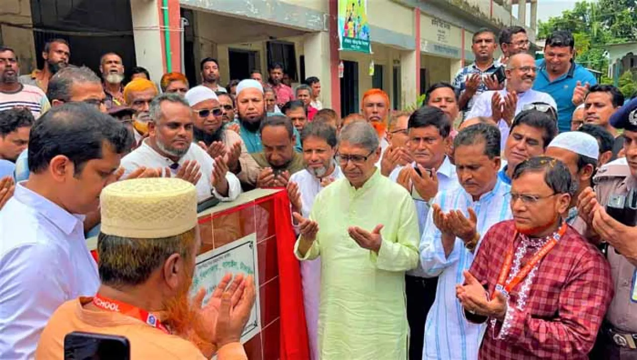 জ্বালাও-পোড়াওয়ের রাজনীতি ফ্যাসিবাদের চরিত্র :: মুক্তিযুদ্ধ বিষয়ক মন্ত্রী