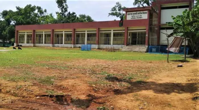 টাঙ্গাইলে প্রাইমারি স্কুলের দেড় হাজার শিক্ষকের পদ শূণ্য!