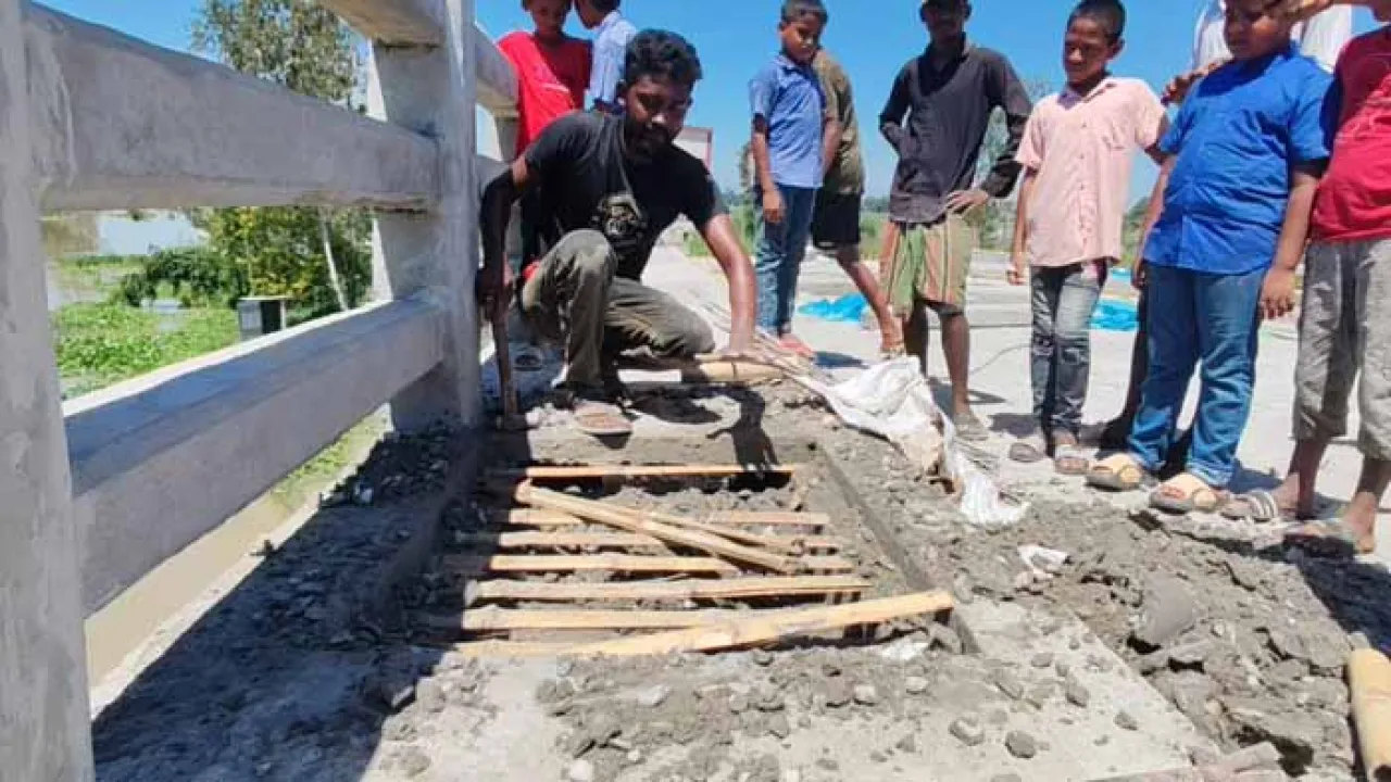 তদন্ত কমিটি গঠন ও ঠিকাদারকে চূড়ান্ত নোটিশ