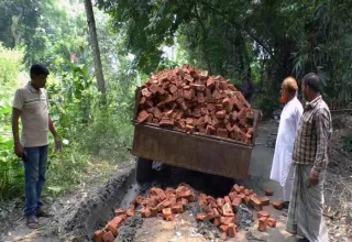 মির্জাপুরে ২০ গ্রামের যোগাযোগ ব্যবস্থা বদলে গেল ব্যক্তি উদ্যোগে