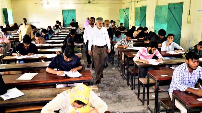 ভাসানী বিশ্ববিদ্যালয়ে গুচ্ছের ‘এ’ ইউনিটের ভর্তি পরীক্ষা অনুষ্ঠিত