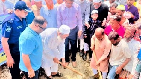 গোপালপুরের গোয়ালবাড়ী খাল তিন দশক পর পুনঃখননের উদ্বোধন